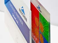 Hinterglas kaschierte Plexiglasplatten im Detail